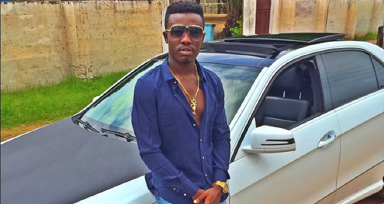 Criss Waddle promises to buy R2Bees Site 15 Album for $25,000