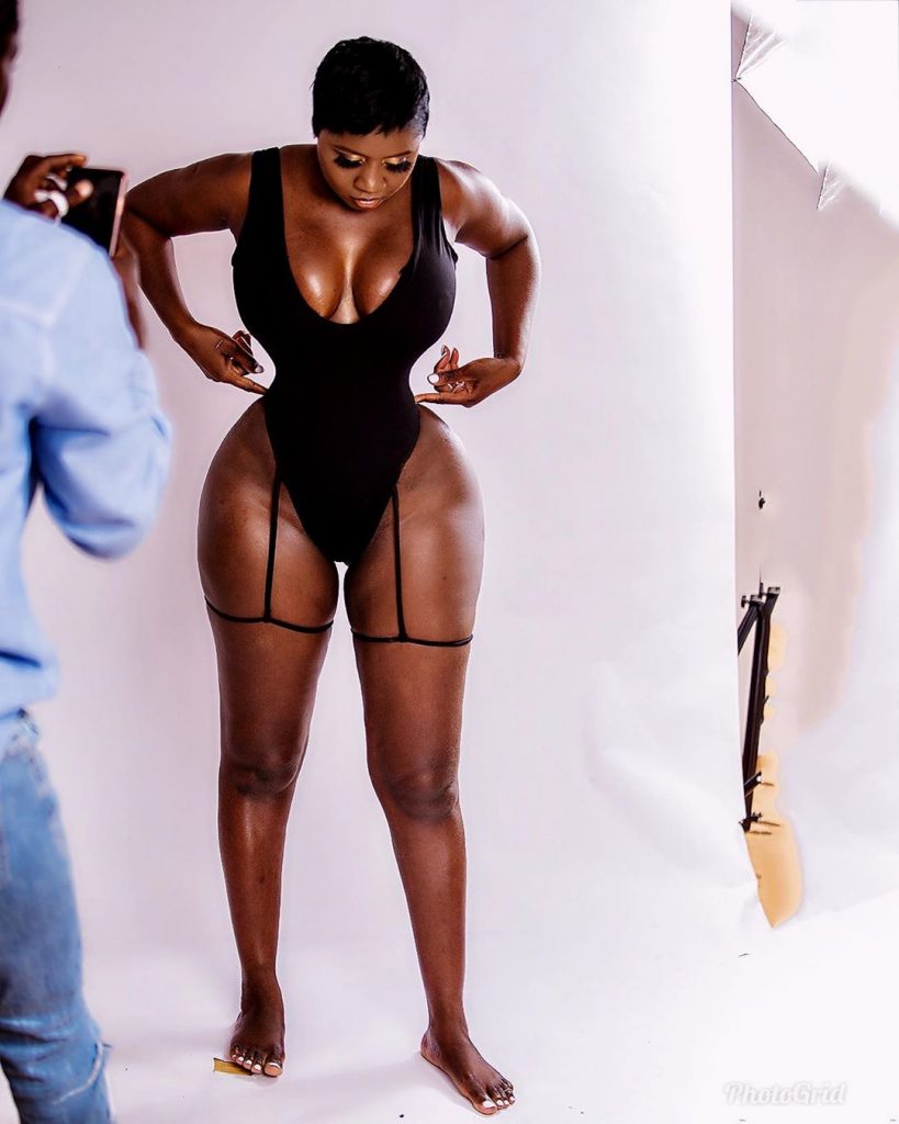 Princess Shyngle Takes Off Her Clothes