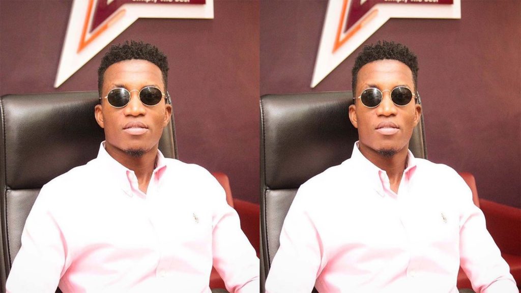 Kofi Kinaata, Kofi Kinaata - Things Fall Apart