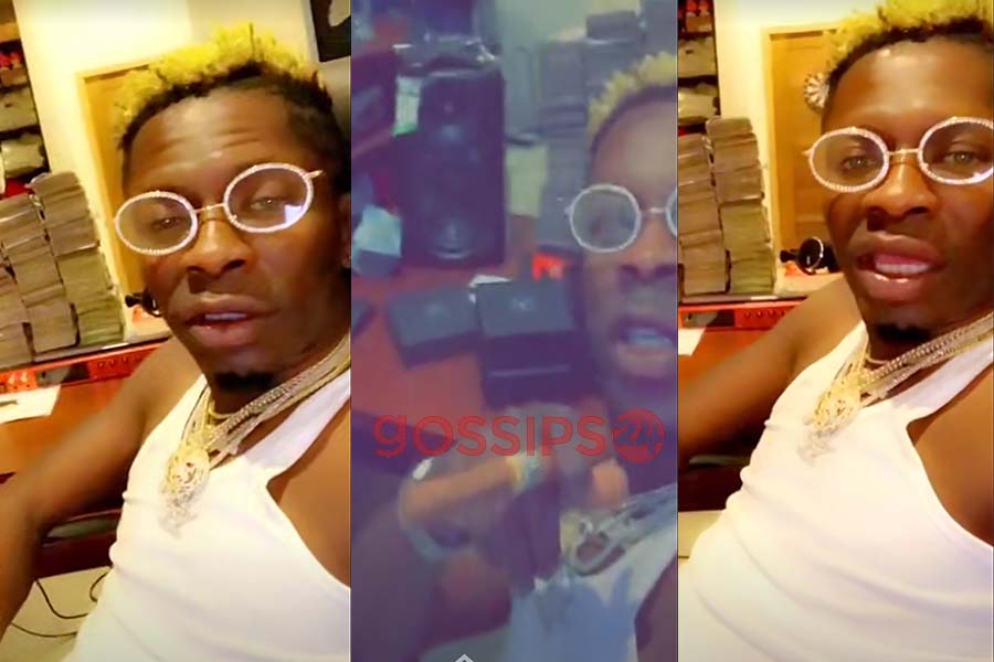 Shatta Wale flaunts his too much money