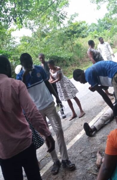 4 students of Oti Boateng SHS returning from NSMQ involved in an accident