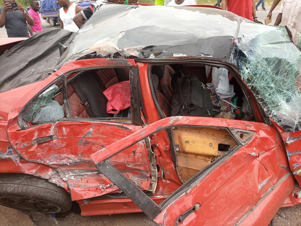 The boss of Accra-based Citi FM, Samuel Attah-Mensah and his crew have been involved in a gory accident.