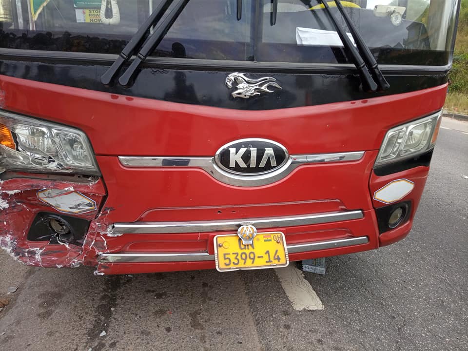 The boss of Accra-based Citi FM, Samuel Attah-Mensah and his crew have been involved in a gory accident.
