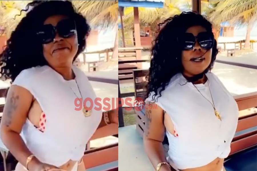 Afia Schwarzenegger butts