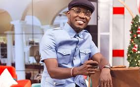 See how comedian Teacher Kwadwo is promoting unity ahead of December elections - Ghana Weekend