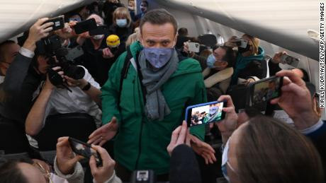 EU and US demand release of Vladmir Putin critic, Alexei Navalny