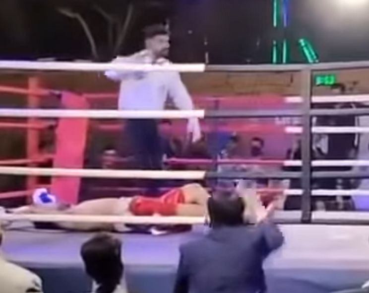 Boxer Muhammad Aslam Khan dies at 27 after collapsing in the ring following brutal knockout by opponent? (photos)